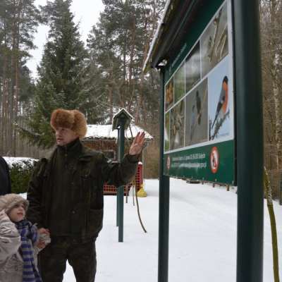 Dzieci i młodzież zadbali o leśne zwierzęta