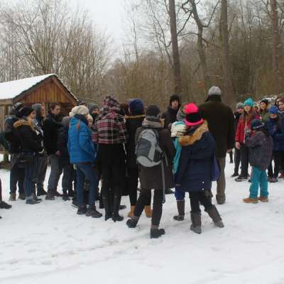 Dzieci i młodzież zadbali o leśne zwierzęta