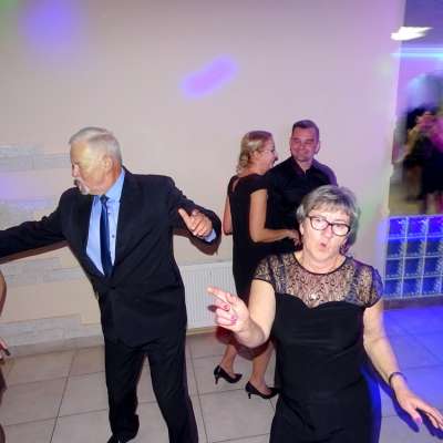 Wędkarze na parkiecie