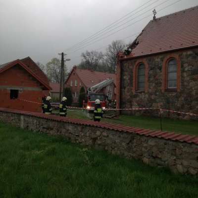 Pożar w kościele w Trzemesznie