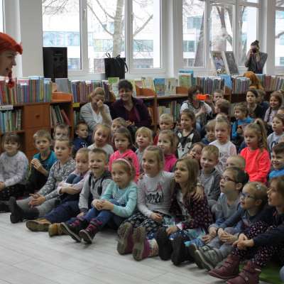 Teatr przy regale… w słubickiej bibliotece