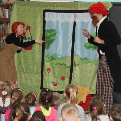 Teatr przy regale… w słubickiej bibliotece